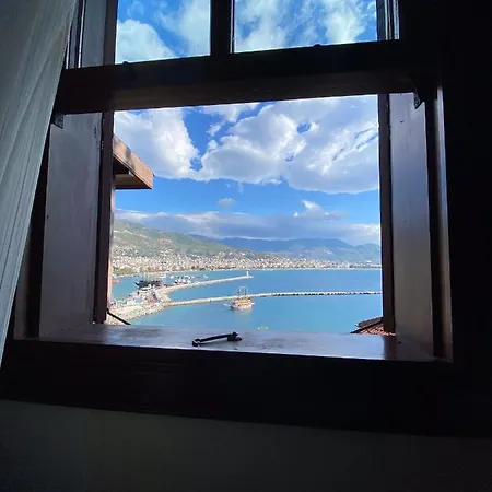 Hotel Harmony Butik 2*