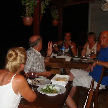 Hotel Harmony Butik 2*